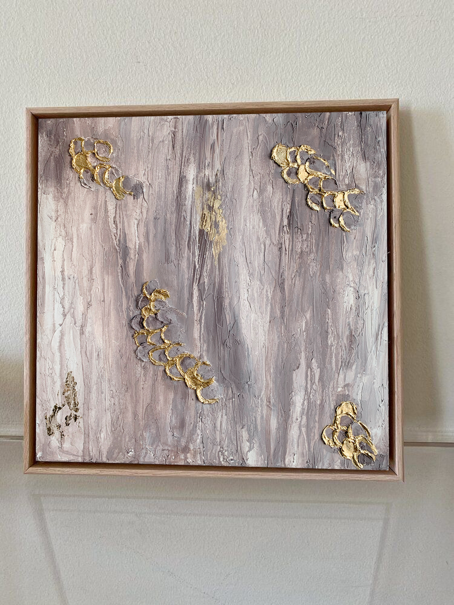 Картина абстрактная коричневая с золотом Древо, 50*50 см в магазине  «Абстрактные картины» на Ламбада-маркете