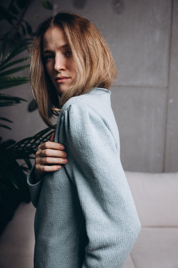 Кашемировый свитер с рукавами-фонариками