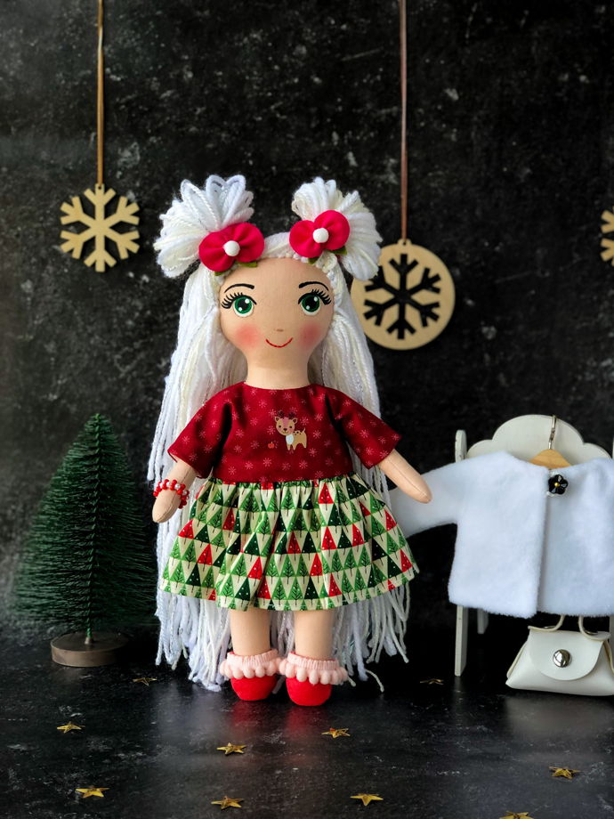 Текстильная новогодняя кукла для девочки