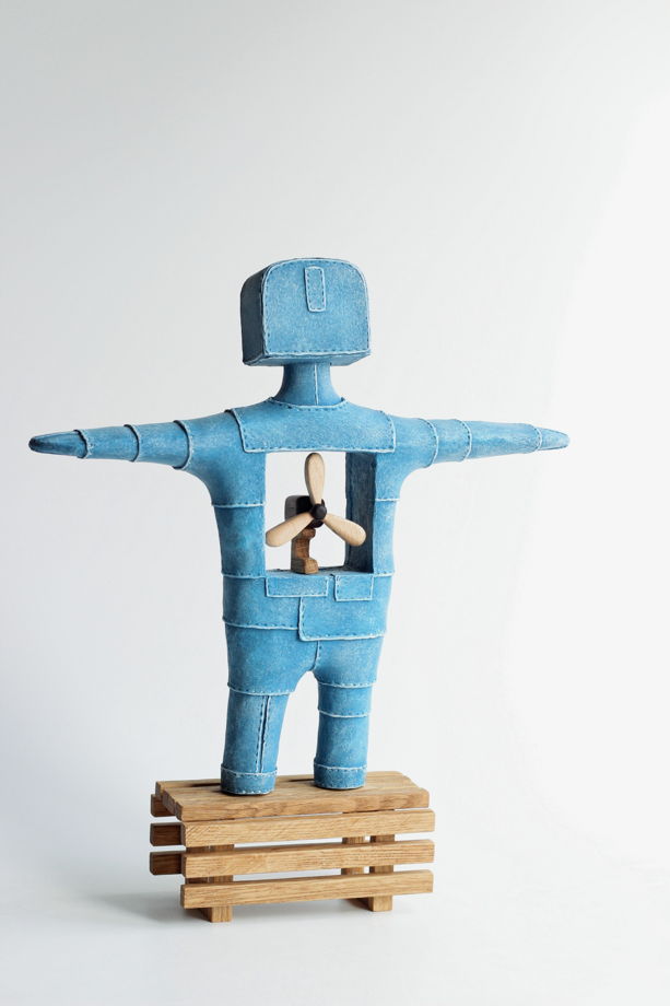 Скульптура "Пилот" (синий вариант)