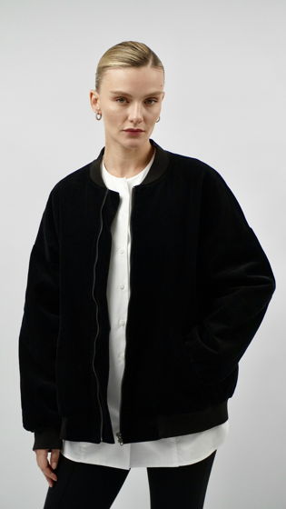 Бомбер oversize на подкладе