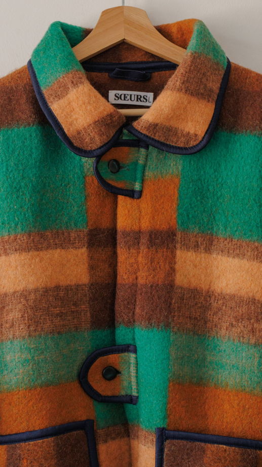 Куртка на Двух Пуговицах/Wool Jacket with Two Buttons