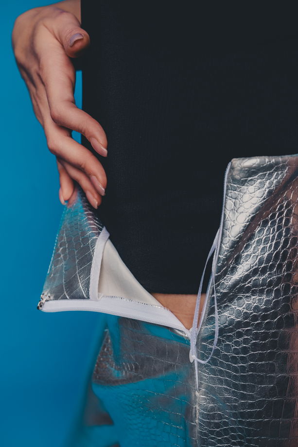 Брюки Silver с высокой посадкой из экокожи Metallic Python