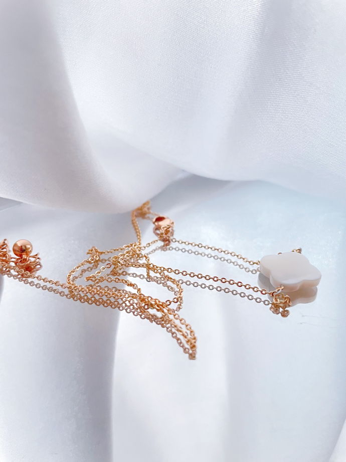 Счастливый перламутровый клевер