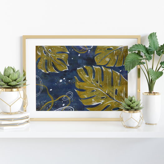 Картина акварелью и акрилом "Золотые пальмовые листья"