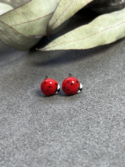 Серьги Божьи Коровки из стекла