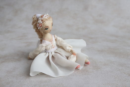 Лея. Авторская кукла из текстиля. Елочная игрушка.