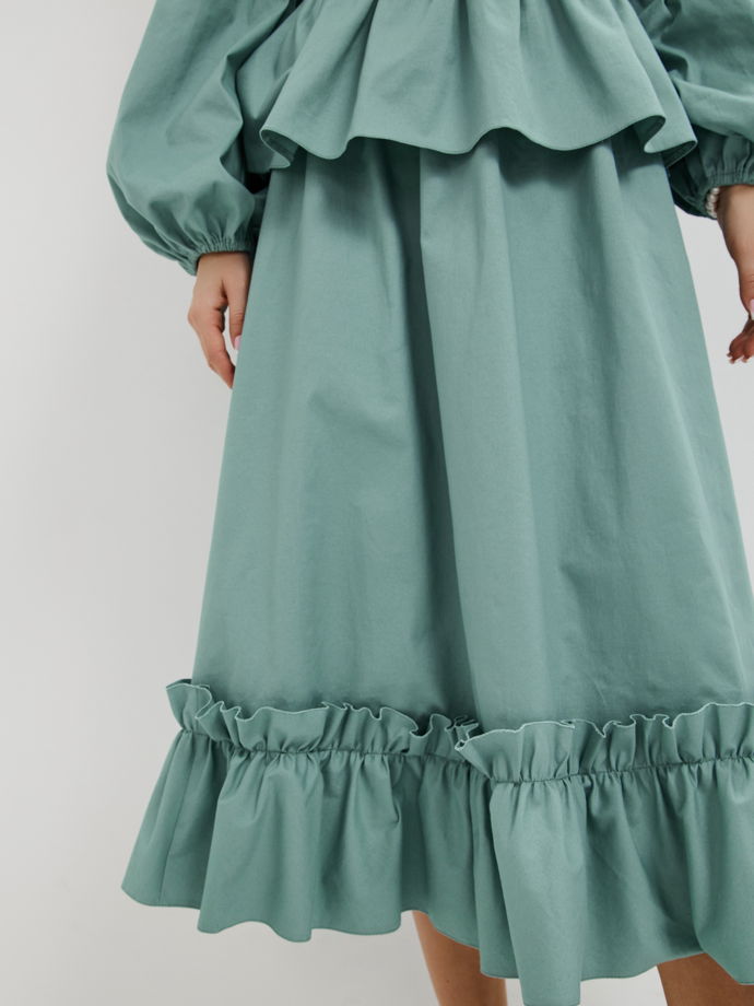 Винтажное платье из хлопка длины миди с рюшами и баской «Шаллан» в ментоловом цвете