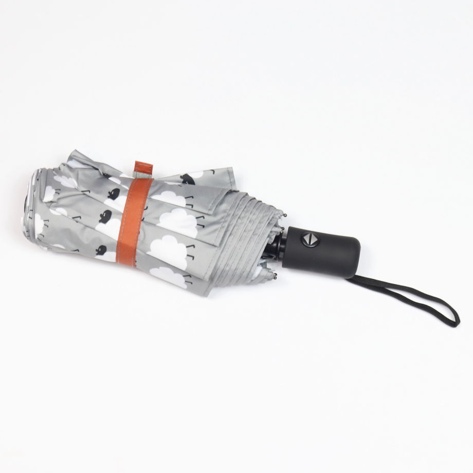 Серый зонтик с овечками