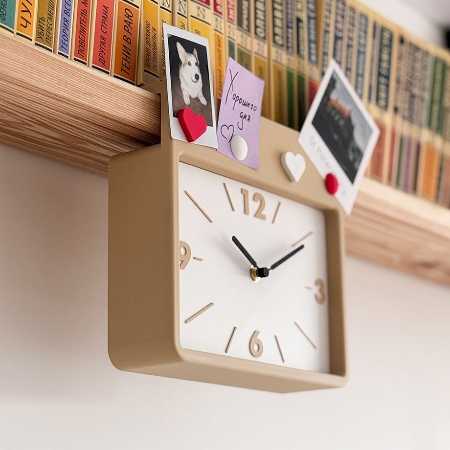 Подвесные часы на полку с магнитами, бежевые
