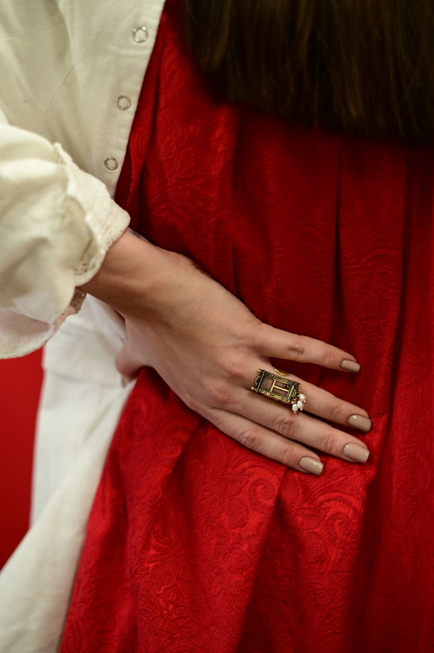 Кольцо "Оконце" в бронзе