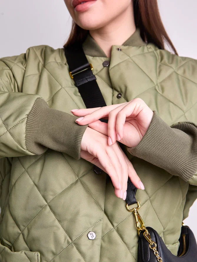 Куртка-фуфайка удлиненная оливковая