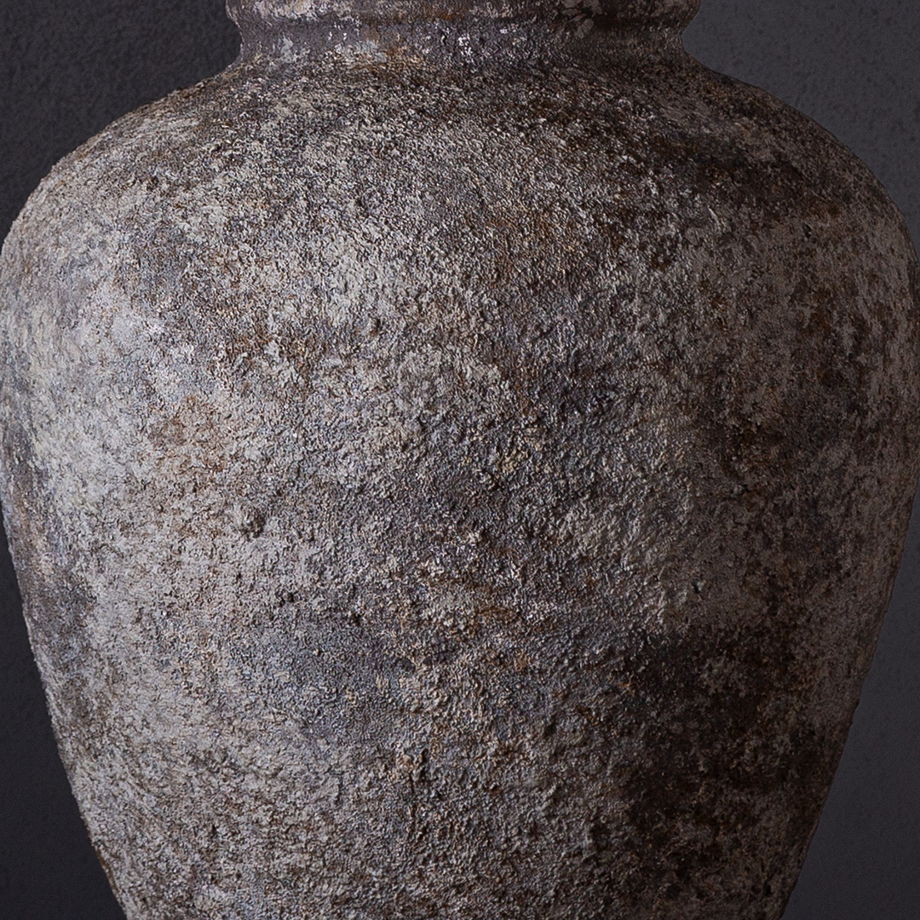 Настольная керамическая лампа ручной работы со светлым абажуром «Vabisabi 6»
